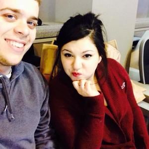 Meet your Posher, Angelica